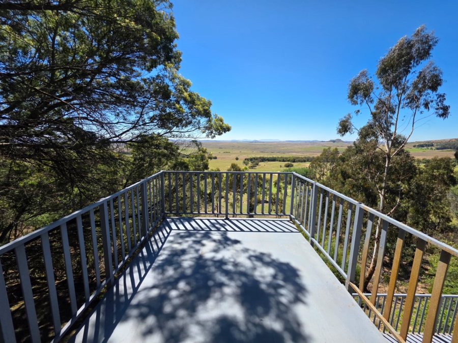 8 Bedroom Property for Sale in Bethlehem Rural Free State